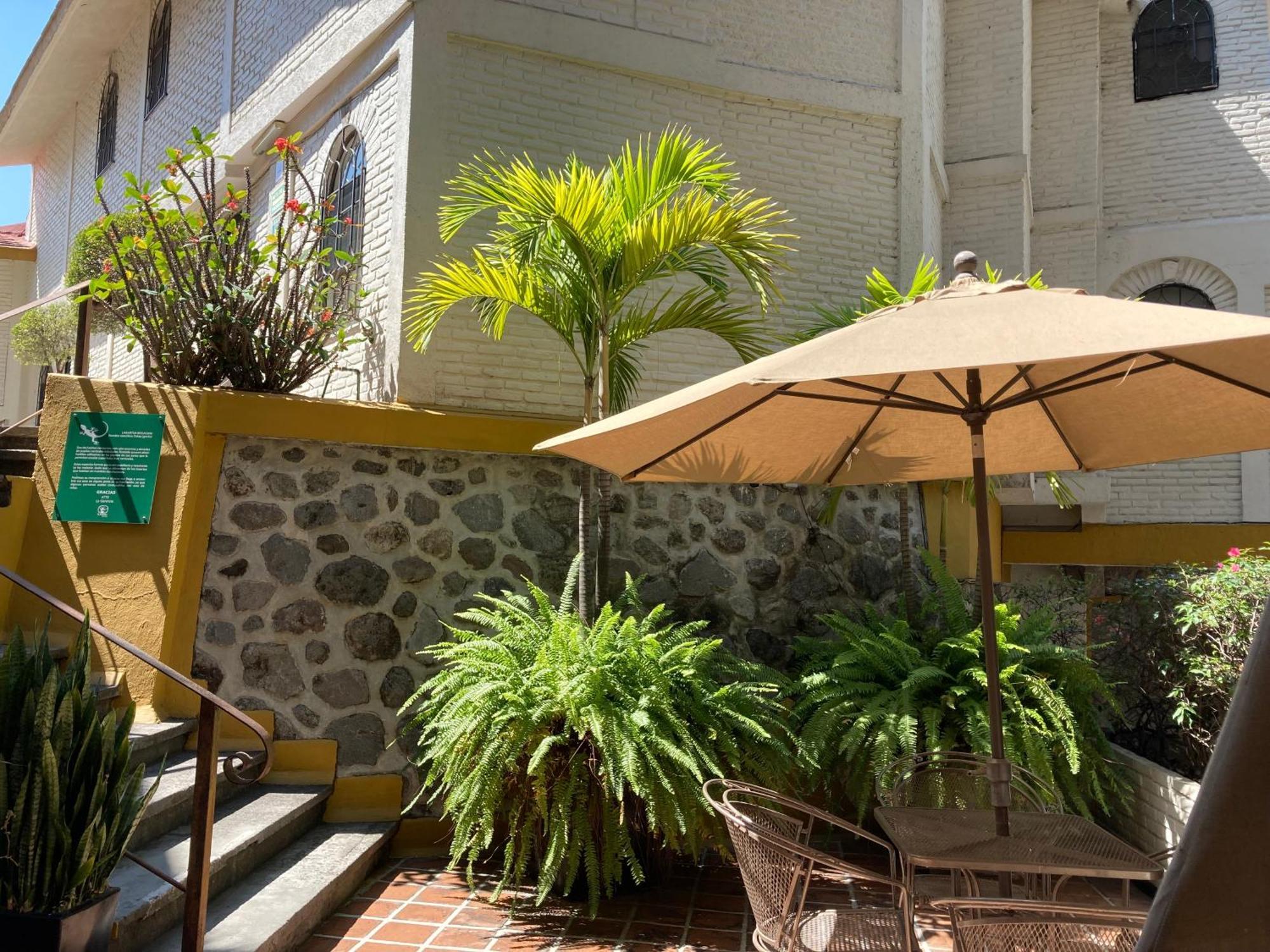 Hotel Ilebal Cuernavaca Centro - Lugar Con Encanto! エクステリア 写真