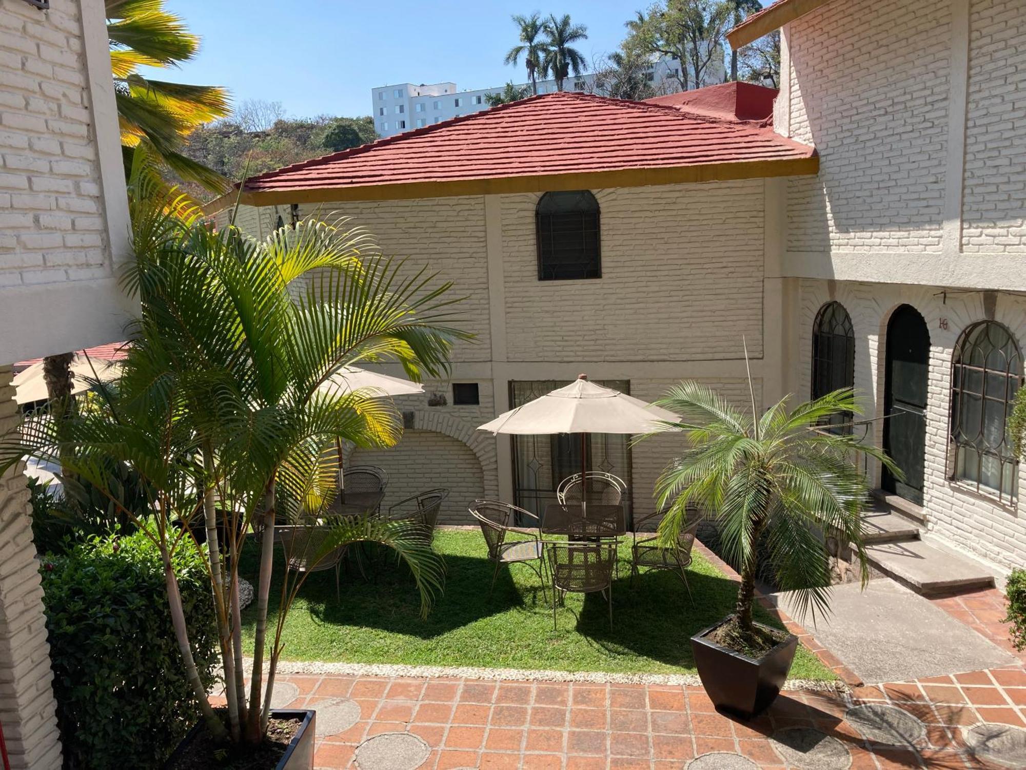 Hotel Ilebal Cuernavaca Centro - Lugar Con Encanto! エクステリア 写真
