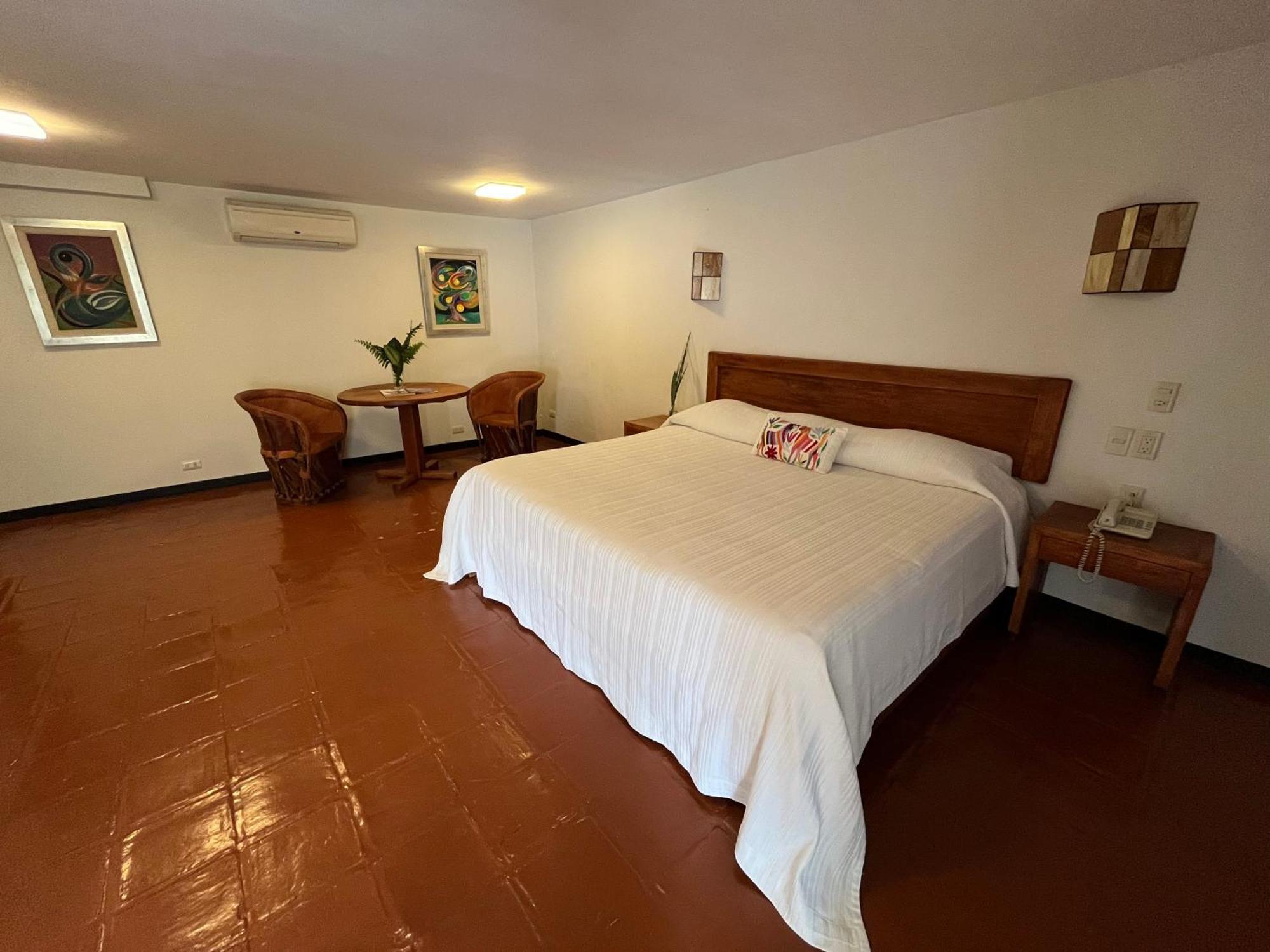 Hotel Ilebal Cuernavaca Centro - Lugar Con Encanto! エクステリア 写真