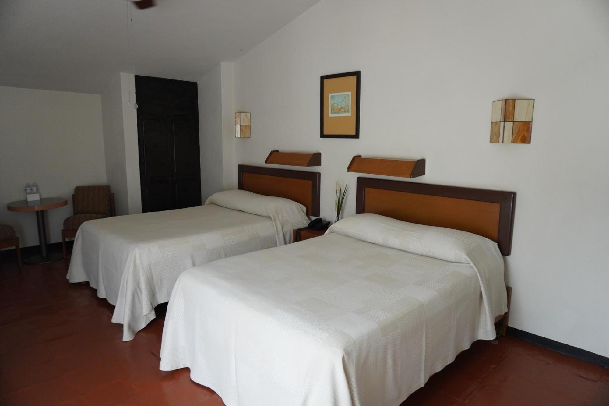 Hotel Ilebal Cuernavaca Centro - Lugar Con Encanto! エクステリア 写真
