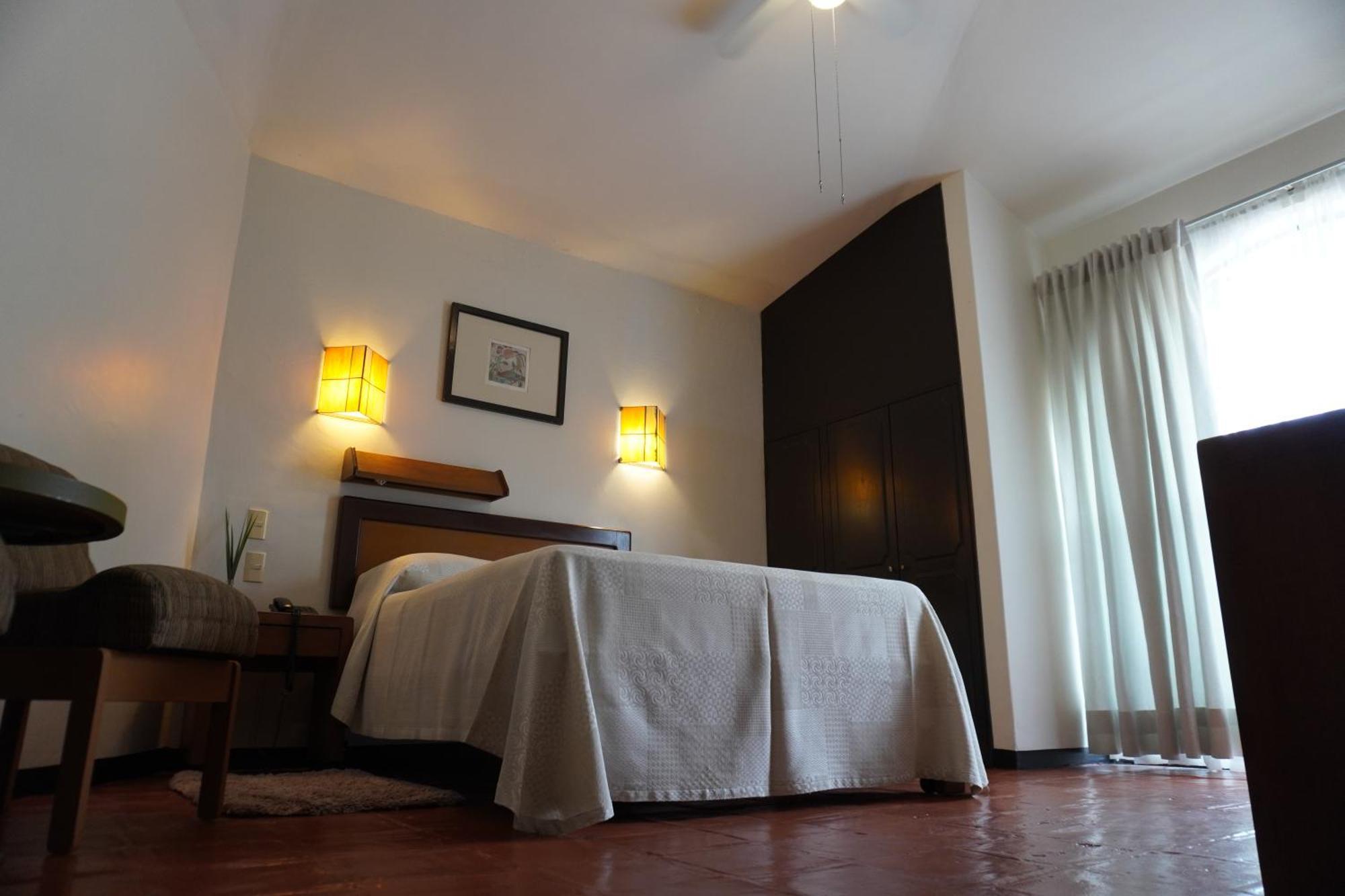 Hotel Ilebal Cuernavaca Centro - Lugar Con Encanto! エクステリア 写真