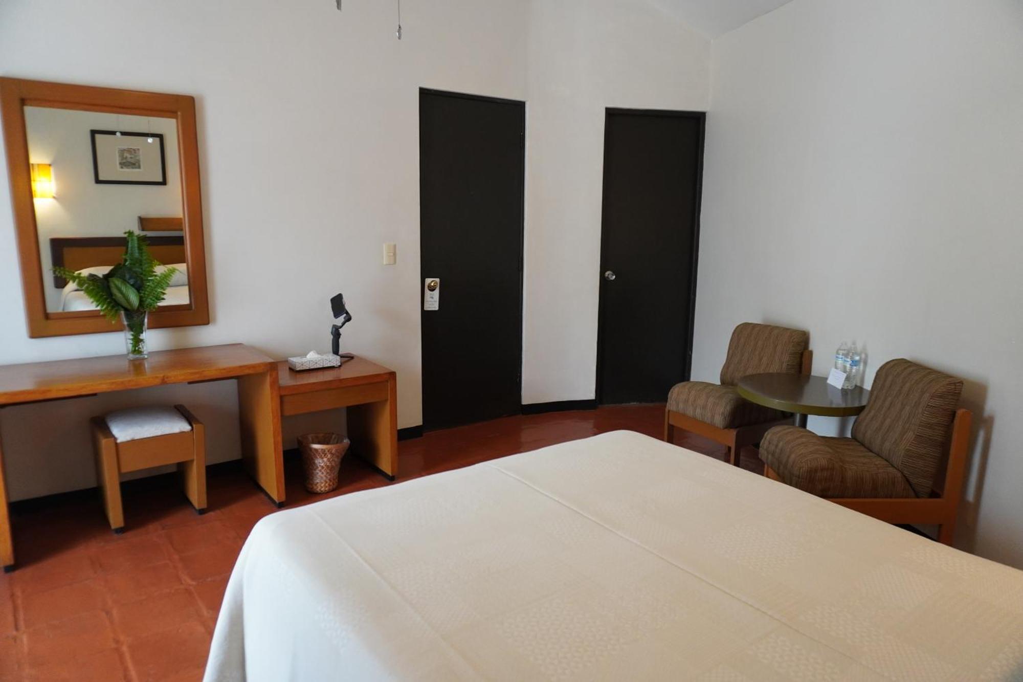 Hotel Ilebal Cuernavaca Centro - Lugar Con Encanto! エクステリア 写真
